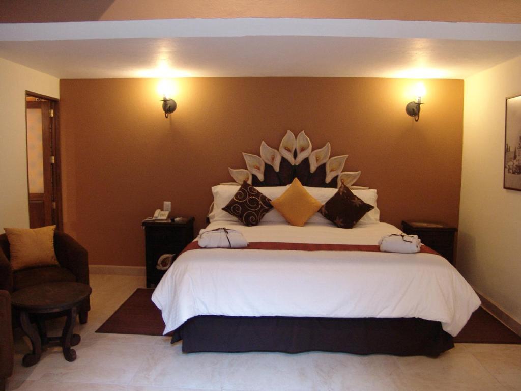 Casa Del Tio Hotel Boutique San Miguel de Allende Room photo A room at the hotel